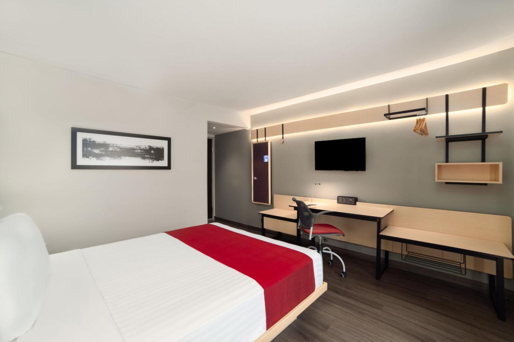 City Express By Marriott Silao Aeropuerto Exterior photo