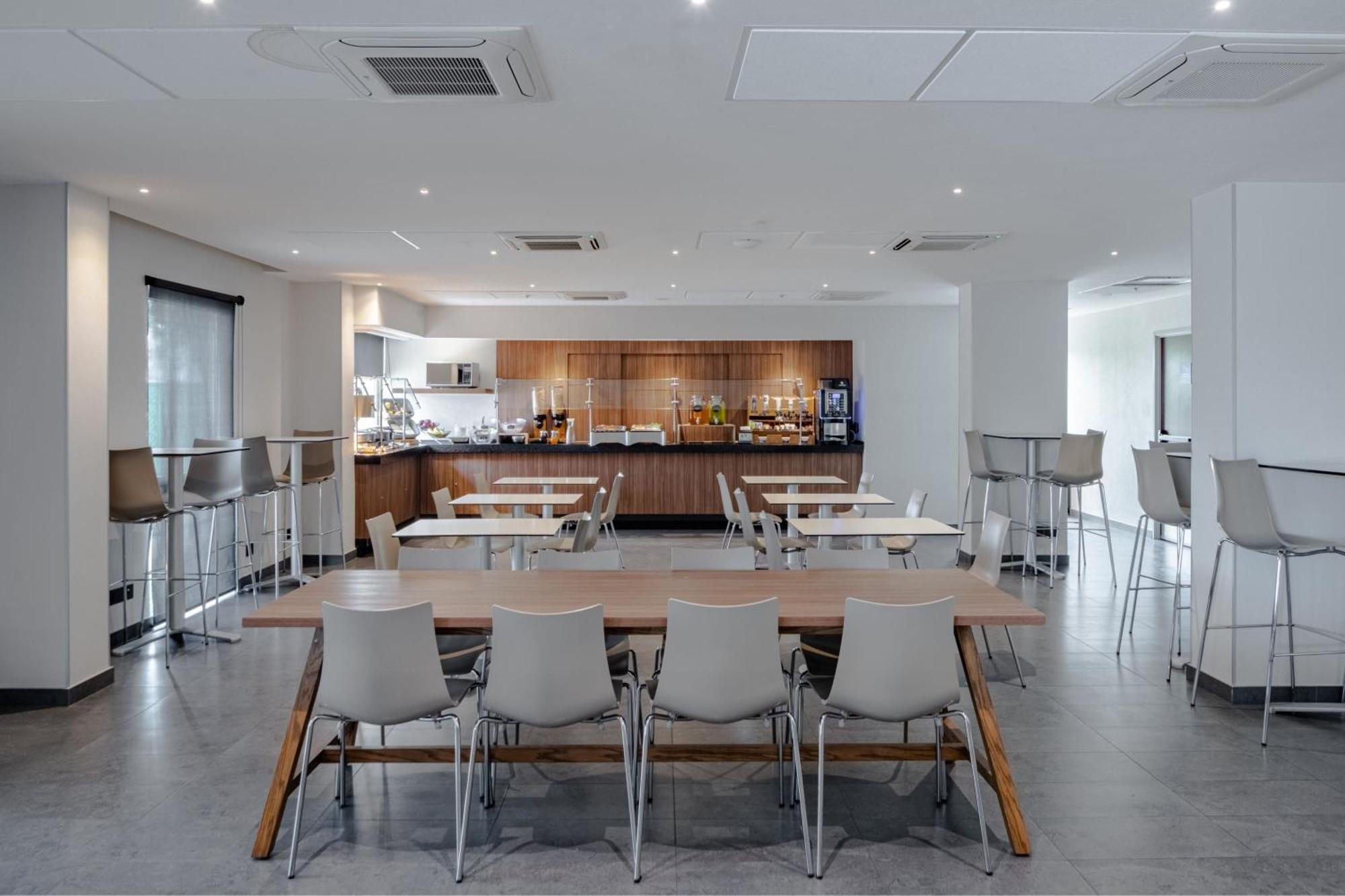 City Express By Marriott Silao Aeropuerto Exterior photo